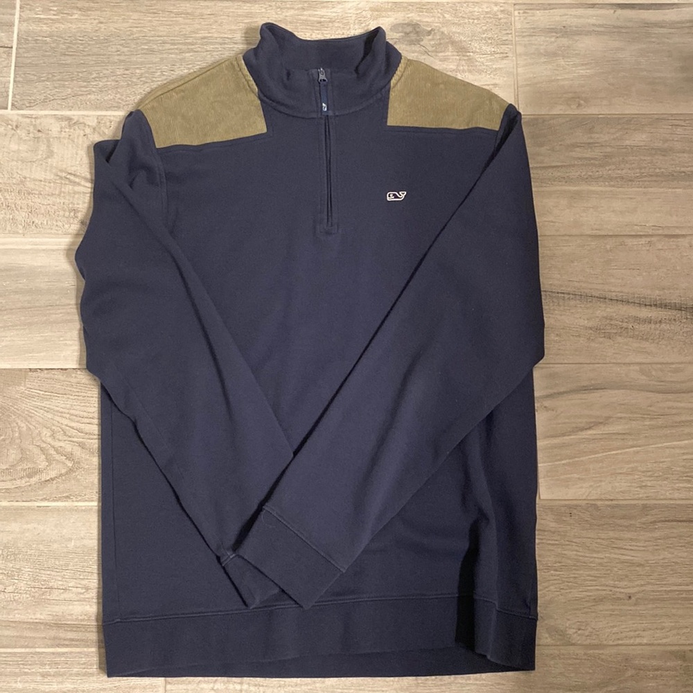 EUC Vineyard Vines Shep shirt size medium